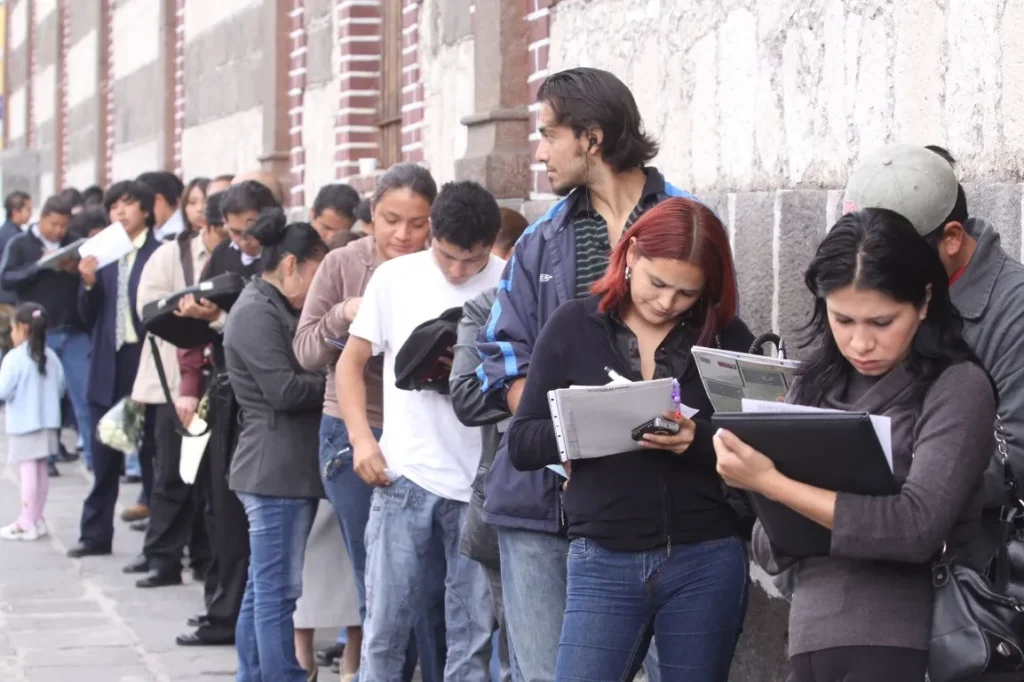 Tasa de Desocupación en Chile: Análisis 2025