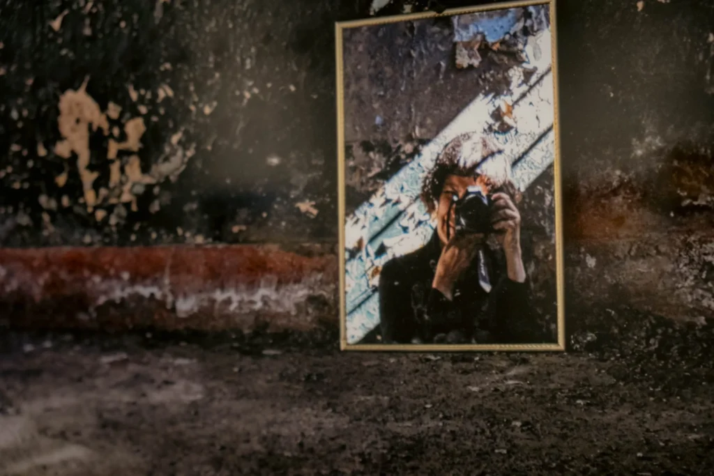 Exposición Tierra / Cuerpo Latente en Valparaíso