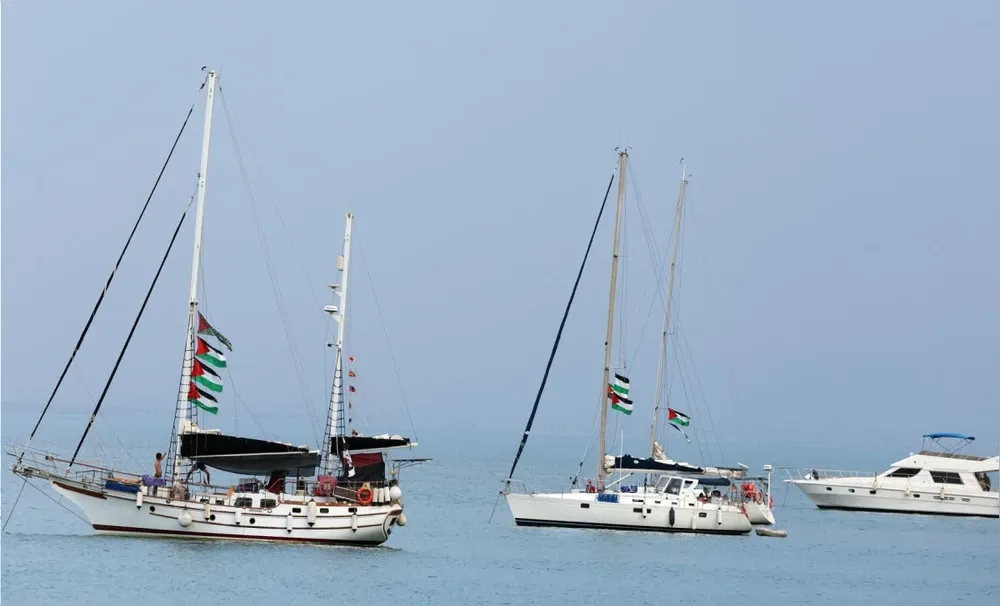 Flotilla Sumud: Incidente con Dron y Solidaridad Tunecina