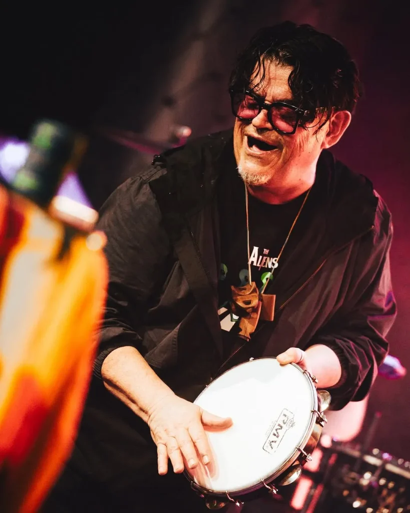 Joe Vasconcellos Celebra 30 Años de «Toque» en Gira