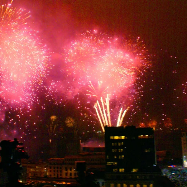 Año Nuevo en Valparaíso: Artistas y Transmisión Especial
