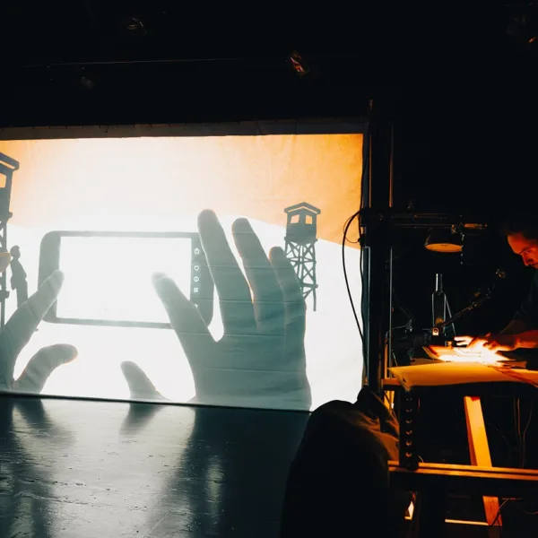 Cuervo: Estreno del Teatro Chileno y su Memoria