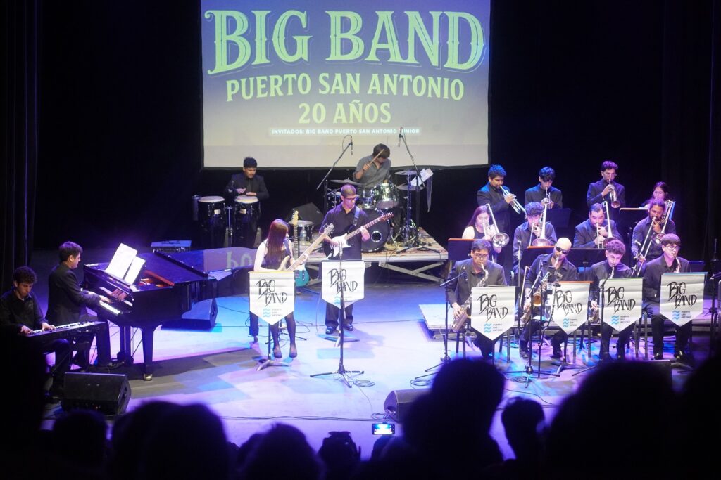 Big Band Puerto San Antonio: Un viaje musical inigualable