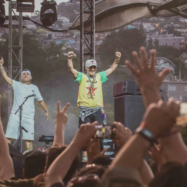 Concierto de Manu Chao en Valparaíso: Un espectáculo inolvidable