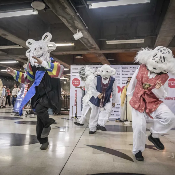 Festival Teatro a Mil 2026: Icontact sorprende con danza