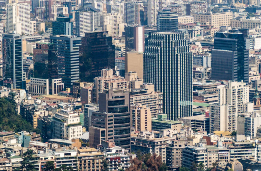 Mercado de Oficinas Premium en Santiago: Cambios Claves en 2025