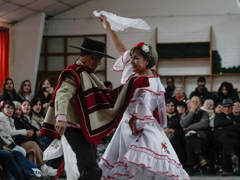 Campeonato Comunal de Cueca del Adulto Mayor: Triunfan en Villa Alemana
