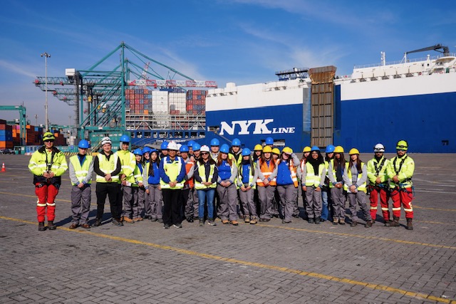 Sello Explora Logística: El Impacto de DP World en la Educación
