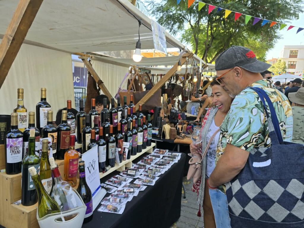 Entre Barrios: La Celebración del Vino y la Gastronomía en Ñuñoa