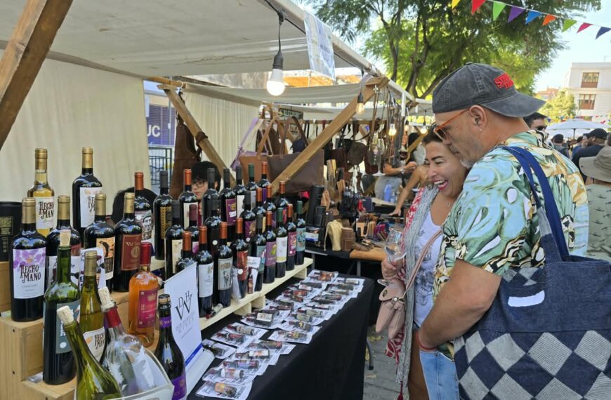 Entre Barrios: La Celebración del Vino y la Gastronomía en Ñuñoa