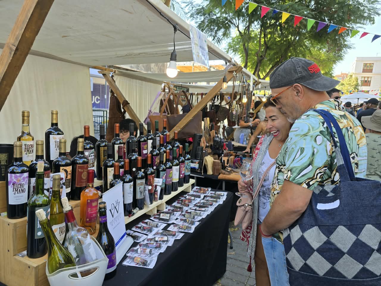 Entre Barrios: La Celebración del Vino y la Gastronomía en Ñuñoa