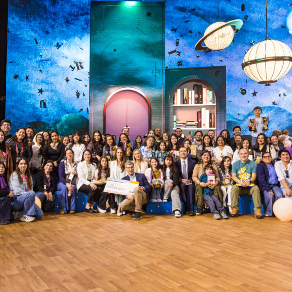 Concurso de lectura: Una estudiante brilla y gana una aventura cultural